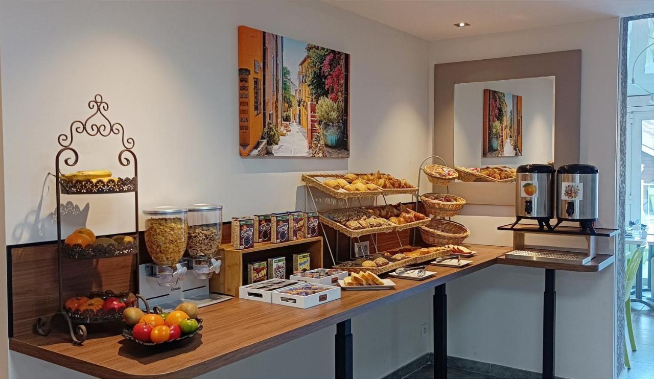 Hotel Le Majestic Canet Plage Экстерьер фото