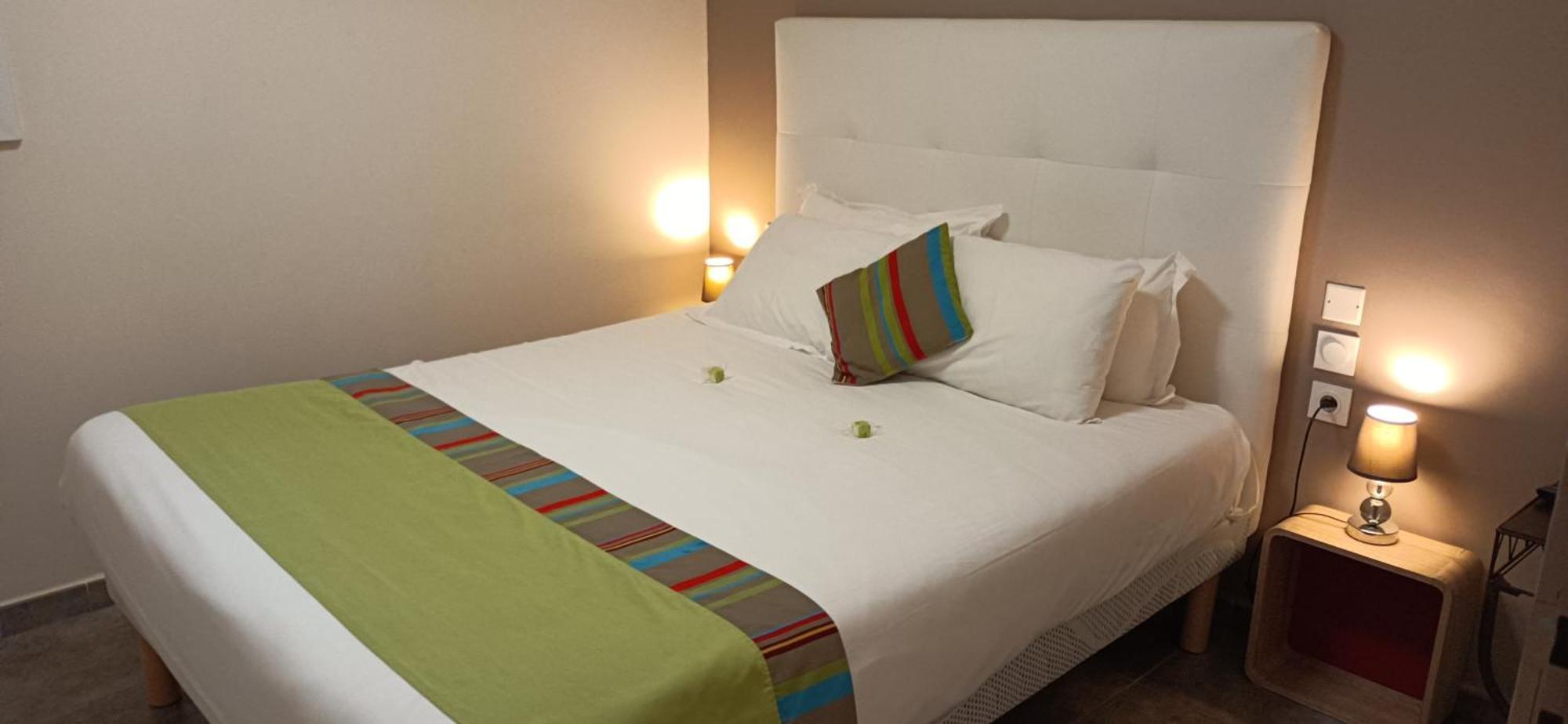Hotel Le Majestic Canet Plage Экстерьер фото